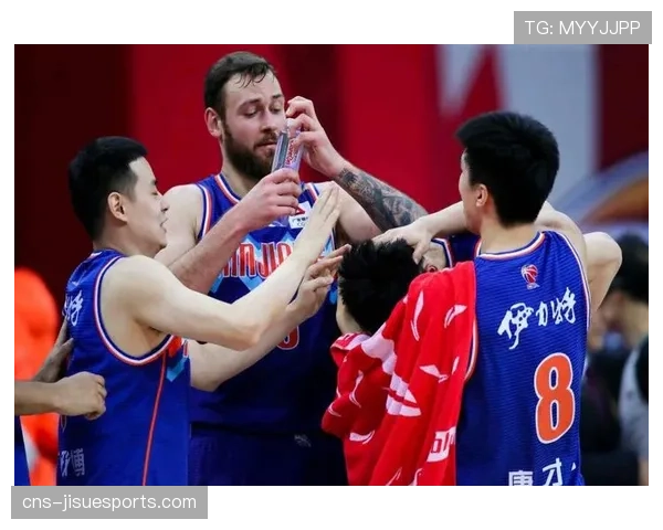 京沪大战再度上演,防守强度或导致双方转换进攻机会锐减 京沪大战再度上演,防守强度或导致双方转换进攻机会锐减